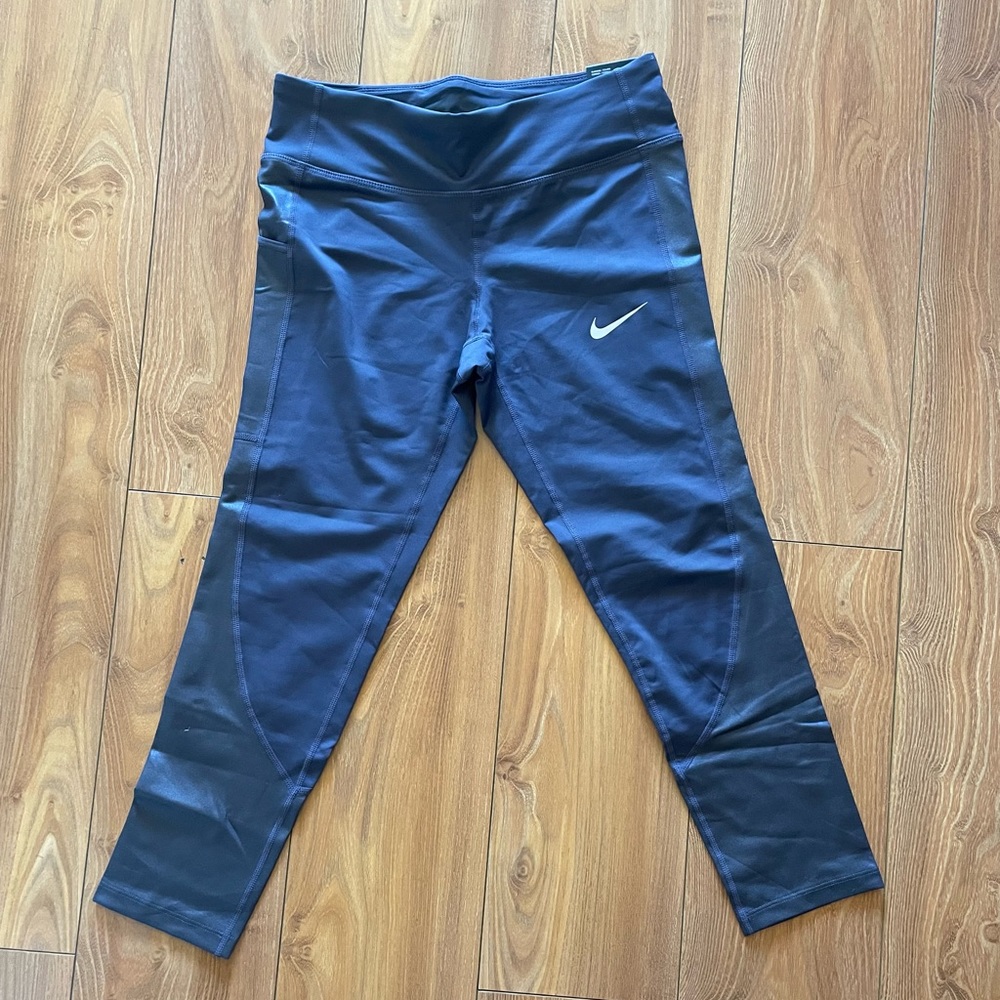 NIKE Luxe Racer Cropped Leggings